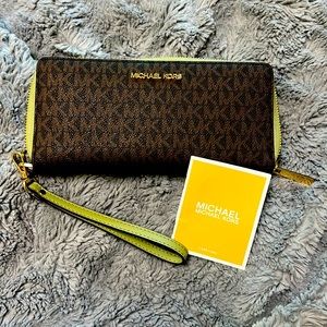 Michael Kors clutch wallet